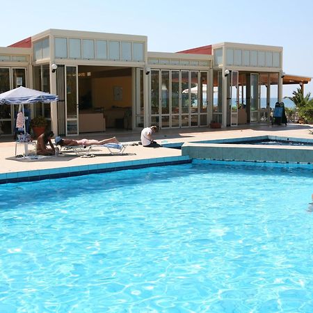Hotel Kathrin Beach Adelianos Kampos Exterior photo
