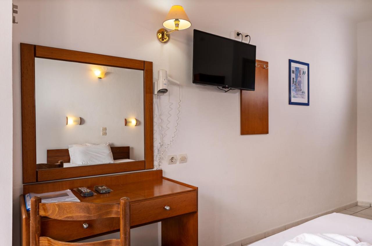 Hotel Kathrin Beach Adelianos Kampos Exterior photo