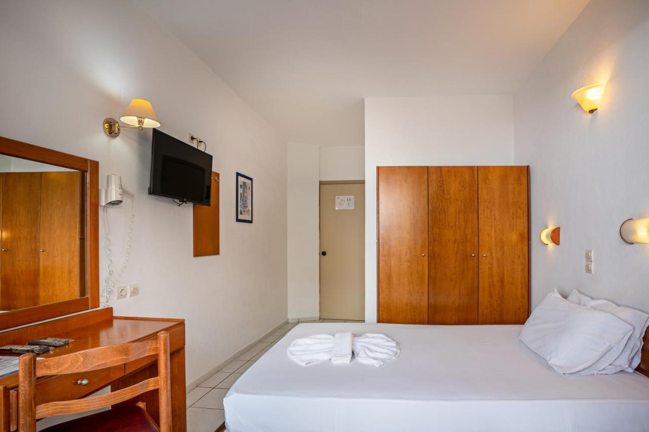 Hotel Kathrin Beach Adelianos Kampos Exterior photo